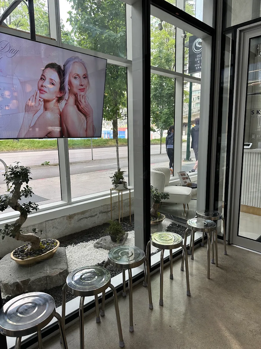 Vibe, Linh Café