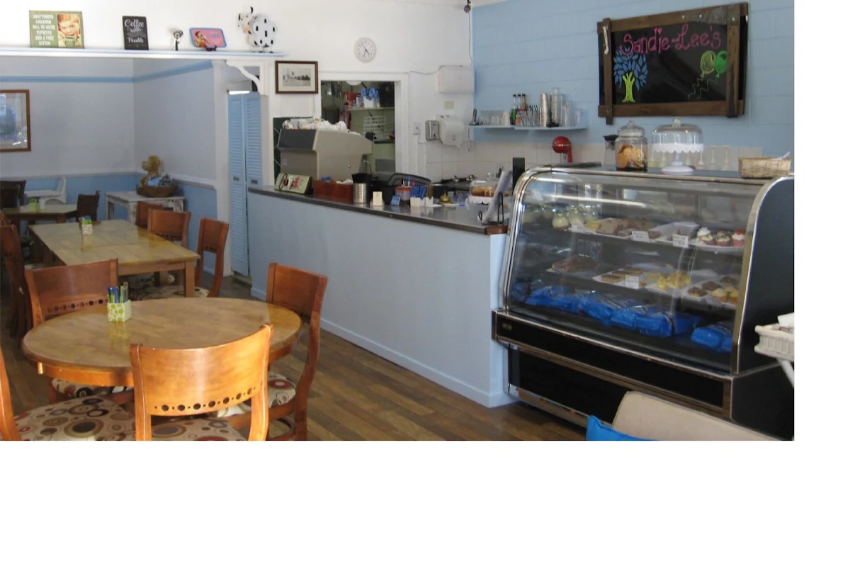 Vibe, Sandie Lee's Kitchen