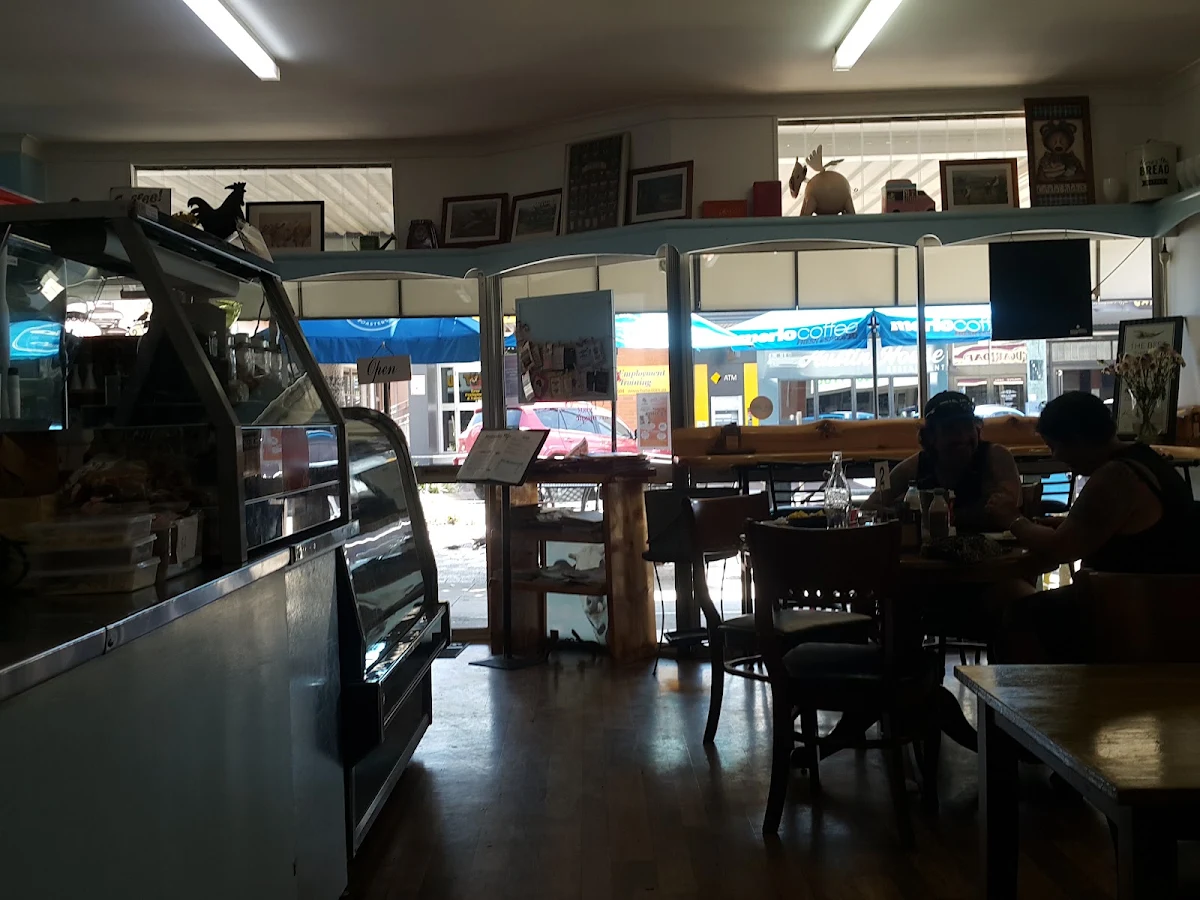 Vibe, Sandie Lee's Kitchen