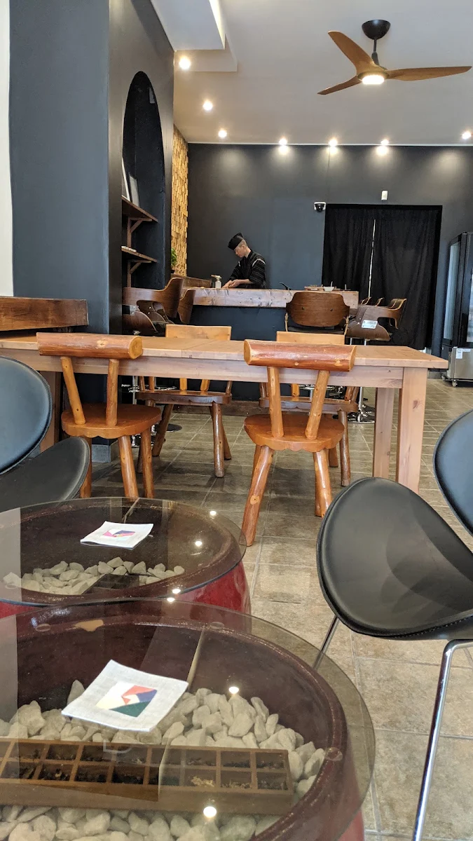 Vibe, Kaito Sushi Omakase