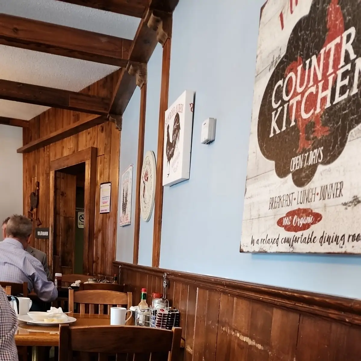 Food & drink, Falls Manor Restaurant