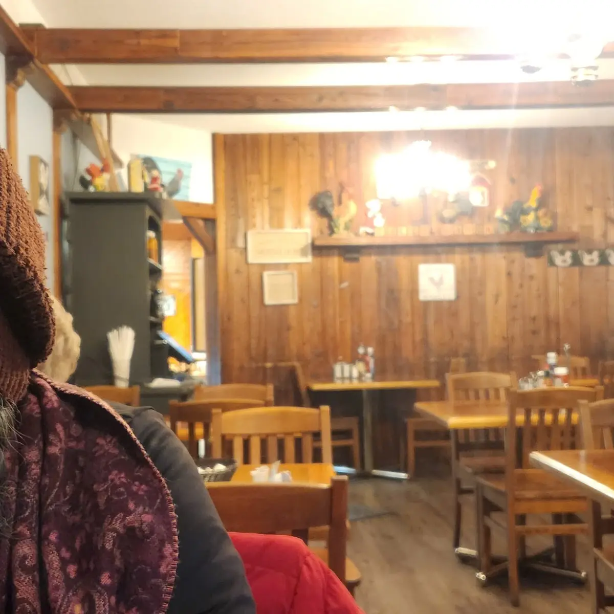 Vibe, Falls Manor Restaurant