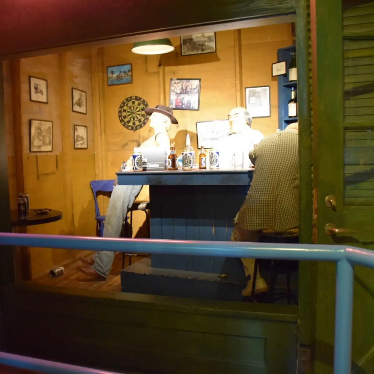 Vibe, Falls Manor Restaurant