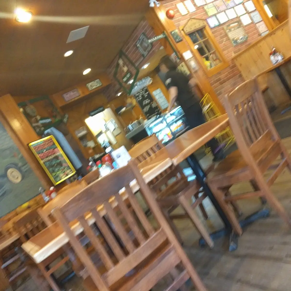 Vibe, Falls Manor Restaurant