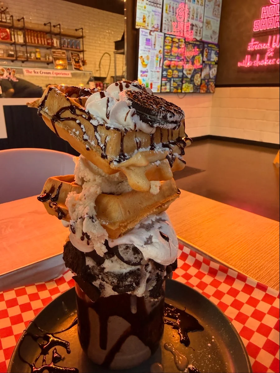 Food & drink, Holy Shakes Calgary Sage Hill