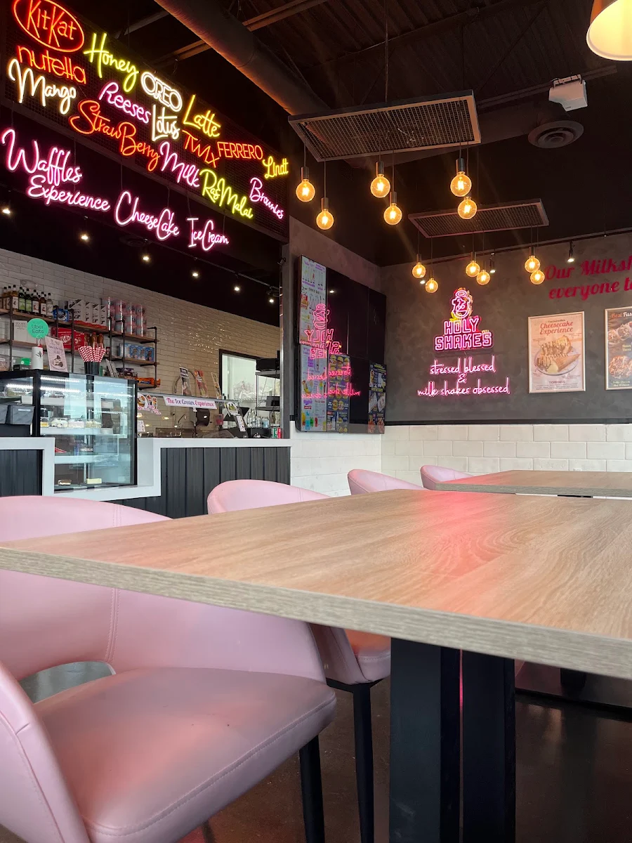 Vibe, Holy Shakes Calgary Sage Hill