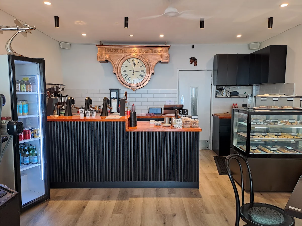Decoy Cafe / Dark Horse Coffee Roasters cover