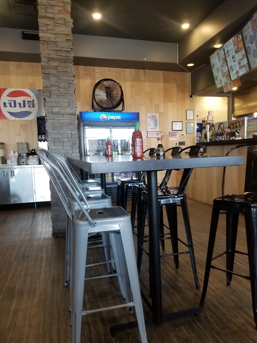 Vibe, Wok Box - Grande Prairie