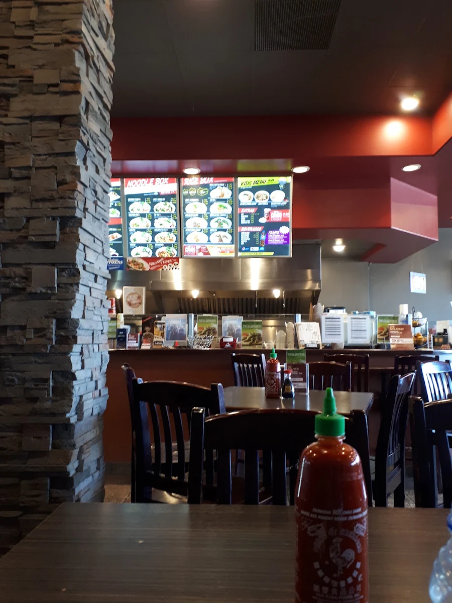 Vibe, Wok Box - Grande Prairie