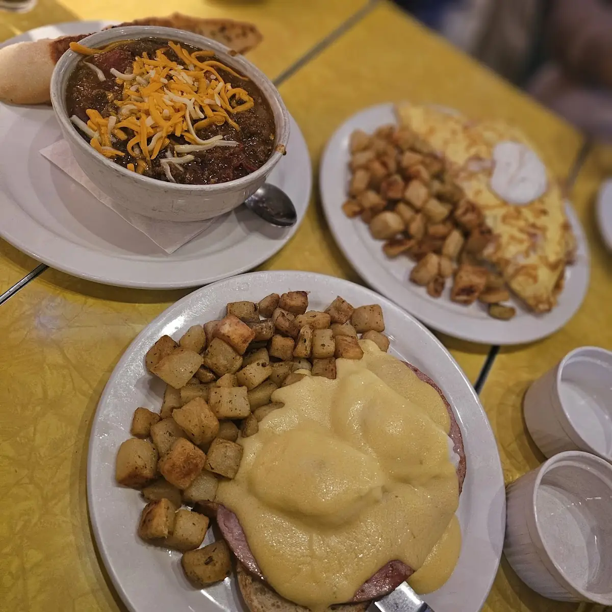 Food & drink, The Roadhouse Grille