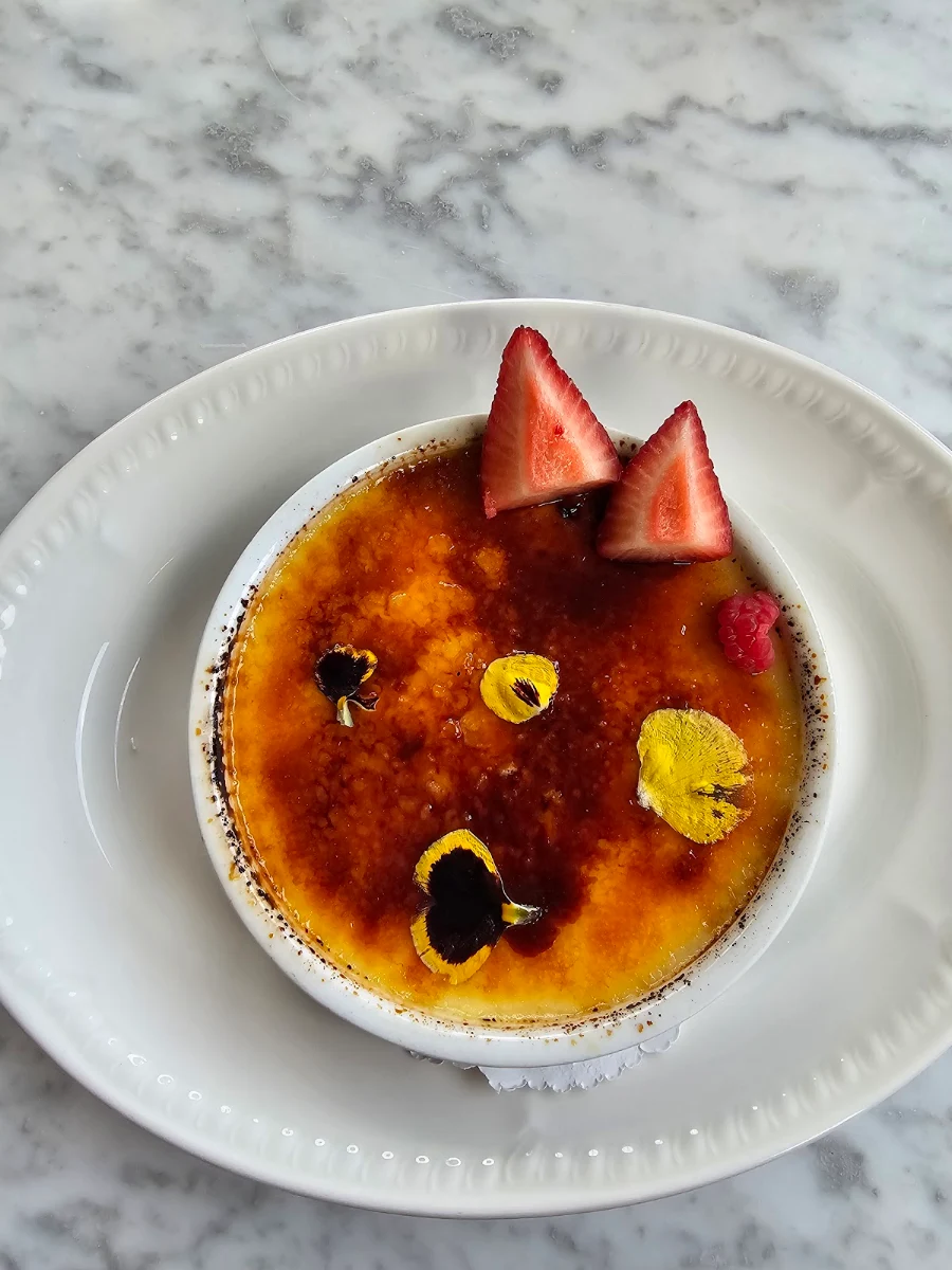 Food & drink, La Petite Iza