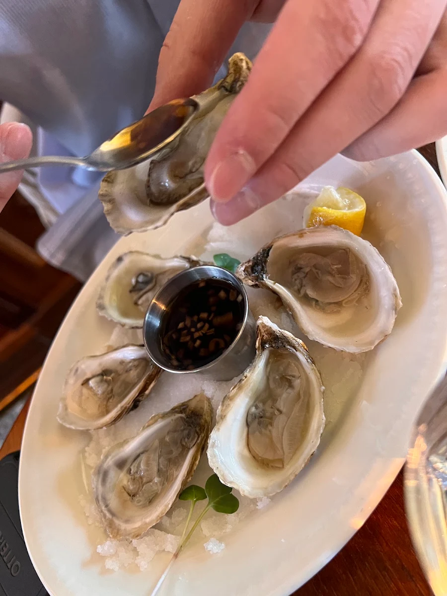 Food & drink, La Petite Iza