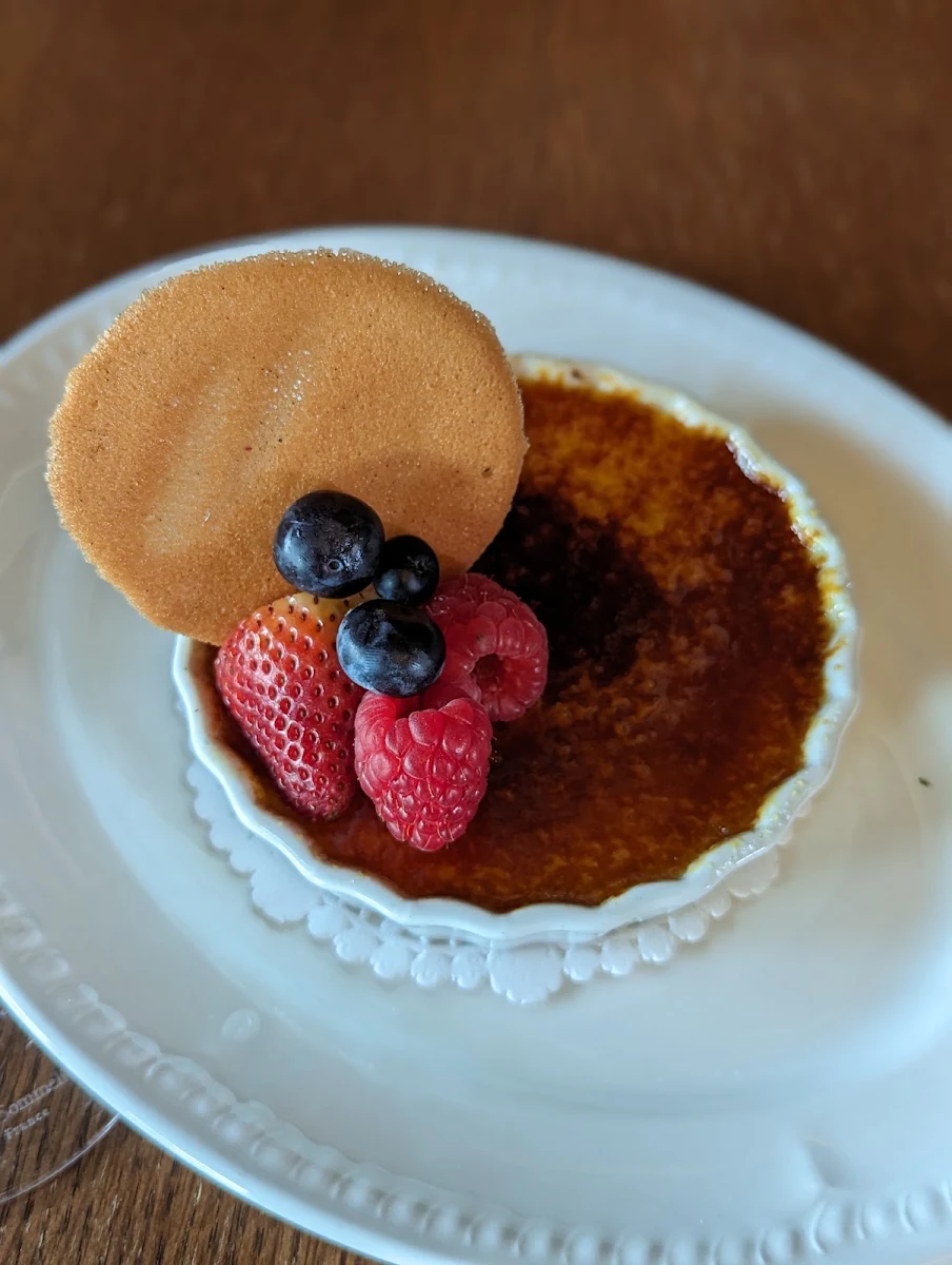 Food & drink, La Petite Iza