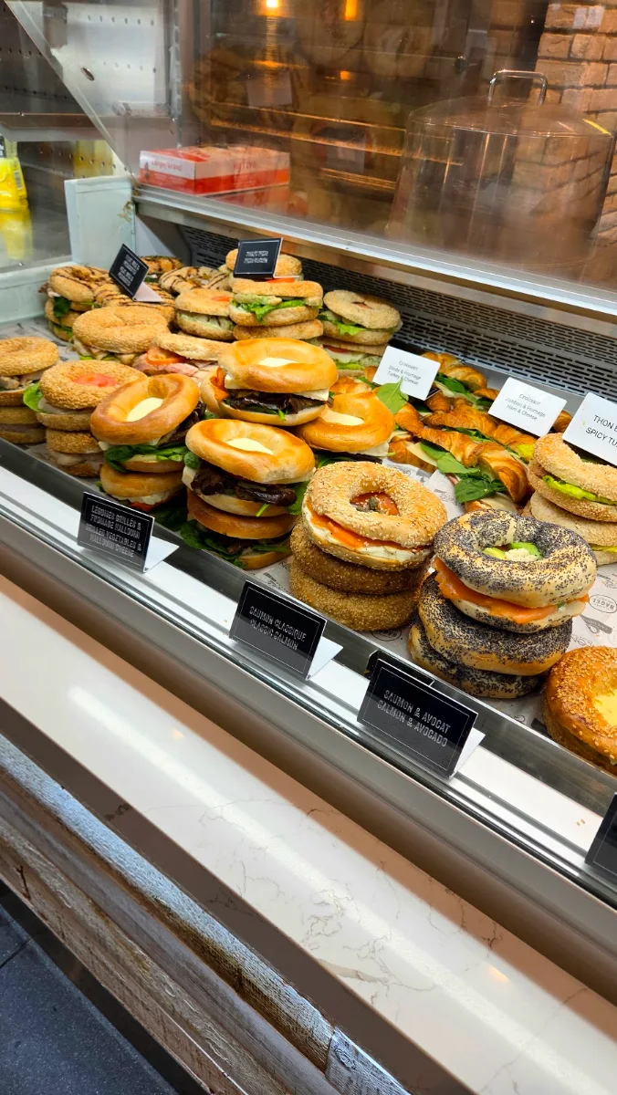 Vibe, La Fabrique de Bagel de Montréal (YUL)