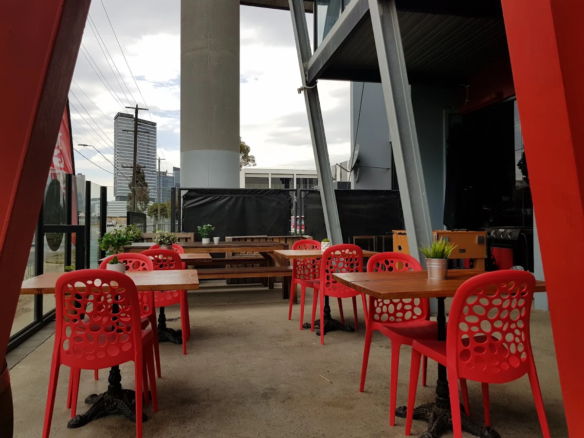 Vibe, Bolte Cafe And Kebab