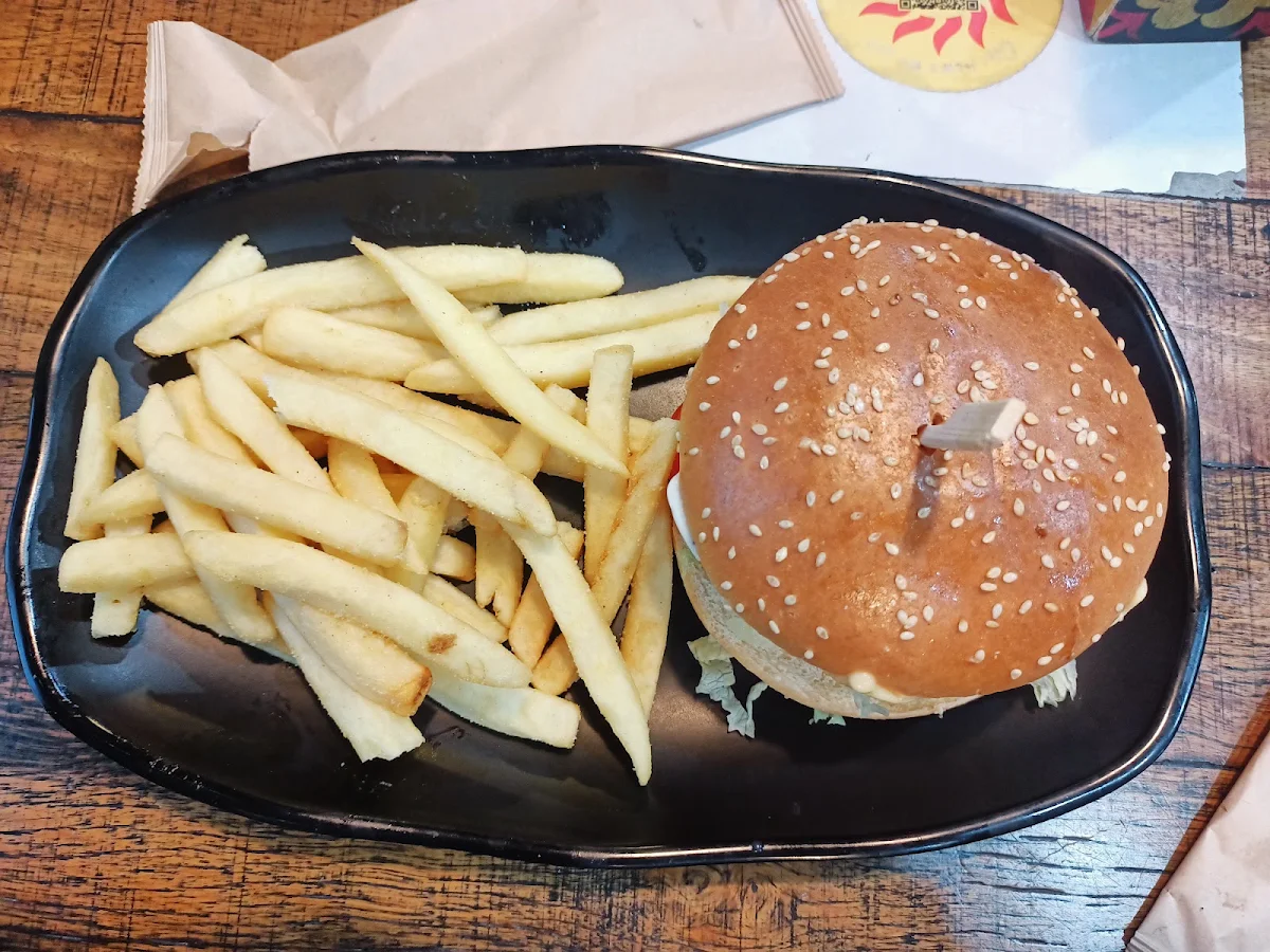 Food & drink, Oporto Tamworth Drivethru