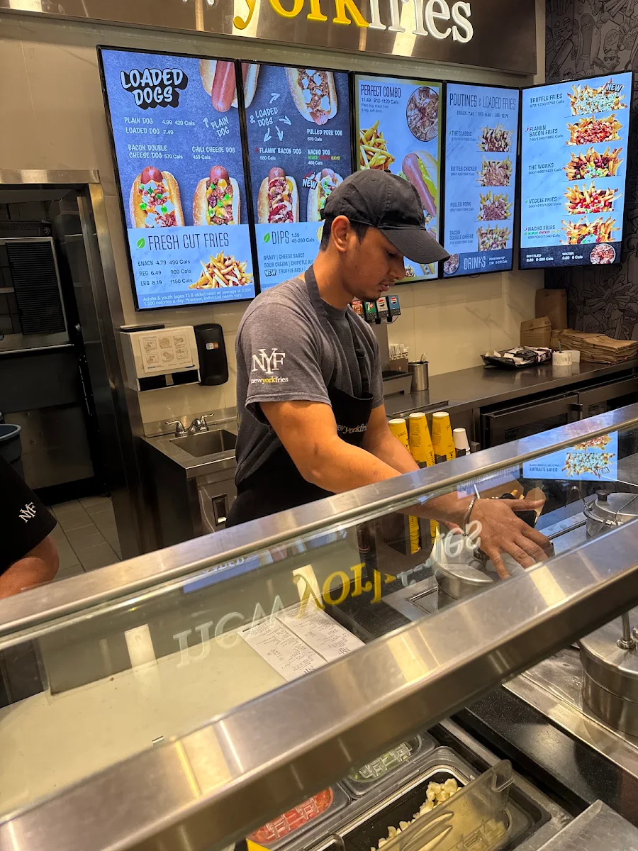 Vibe, New York Fries Fairview Mall
