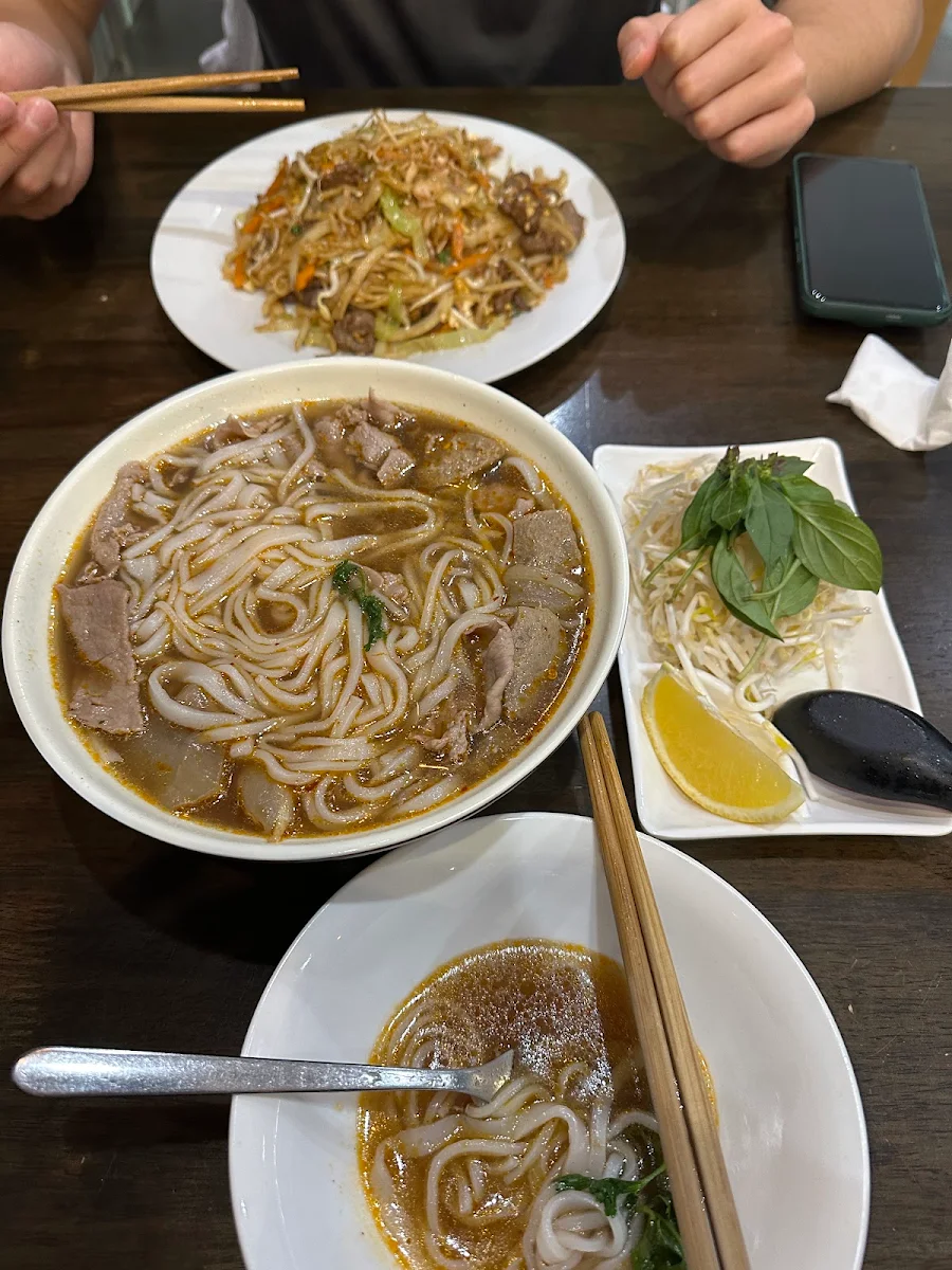 Food & drink, Viet'z Eatery