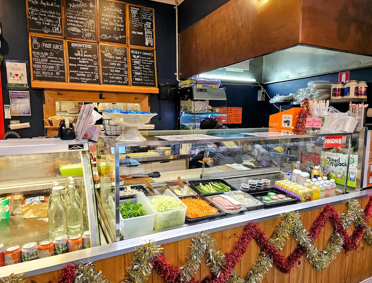 Vibe, Viet'z Eatery