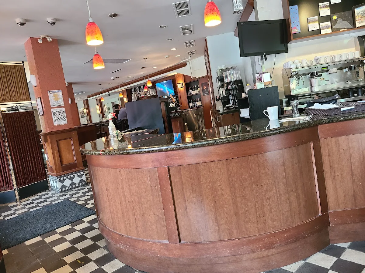 Vibe, All Seasons Grill Whistler