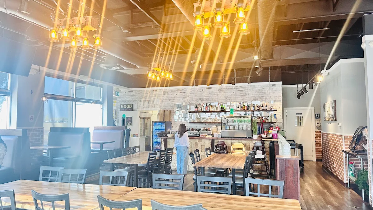 Vibe, Barkada Grill - Central