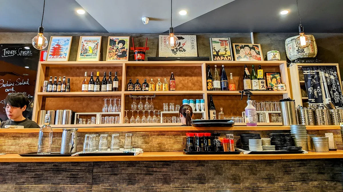 Vibe, MON JAPANESE BISTRO