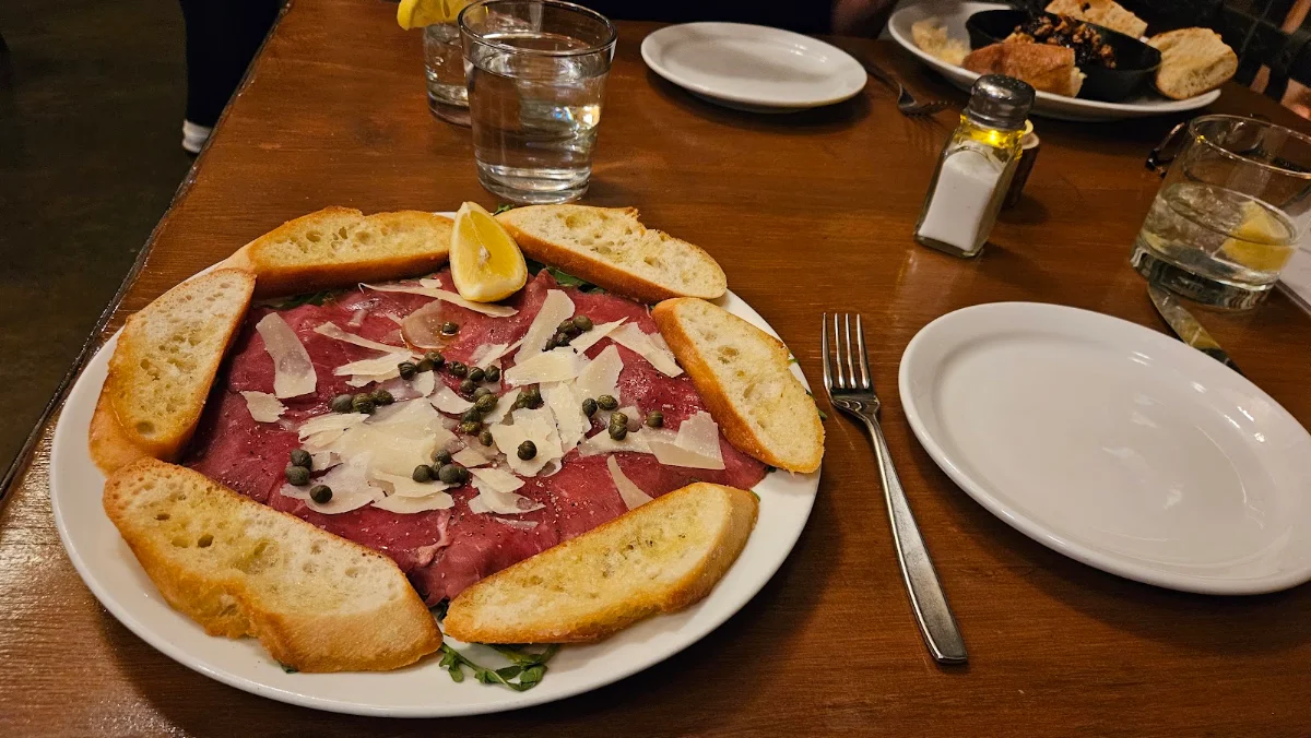 Food & drink, Iron Goat Pub & Grill