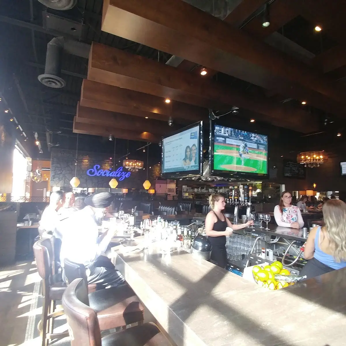 Vibe, Browns Socialhouse