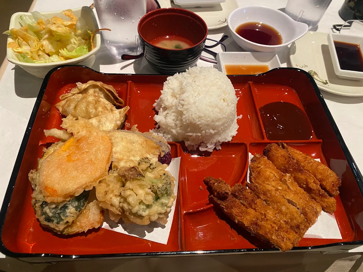 Food & drink, Makimono Sushi Bar & Restaurant