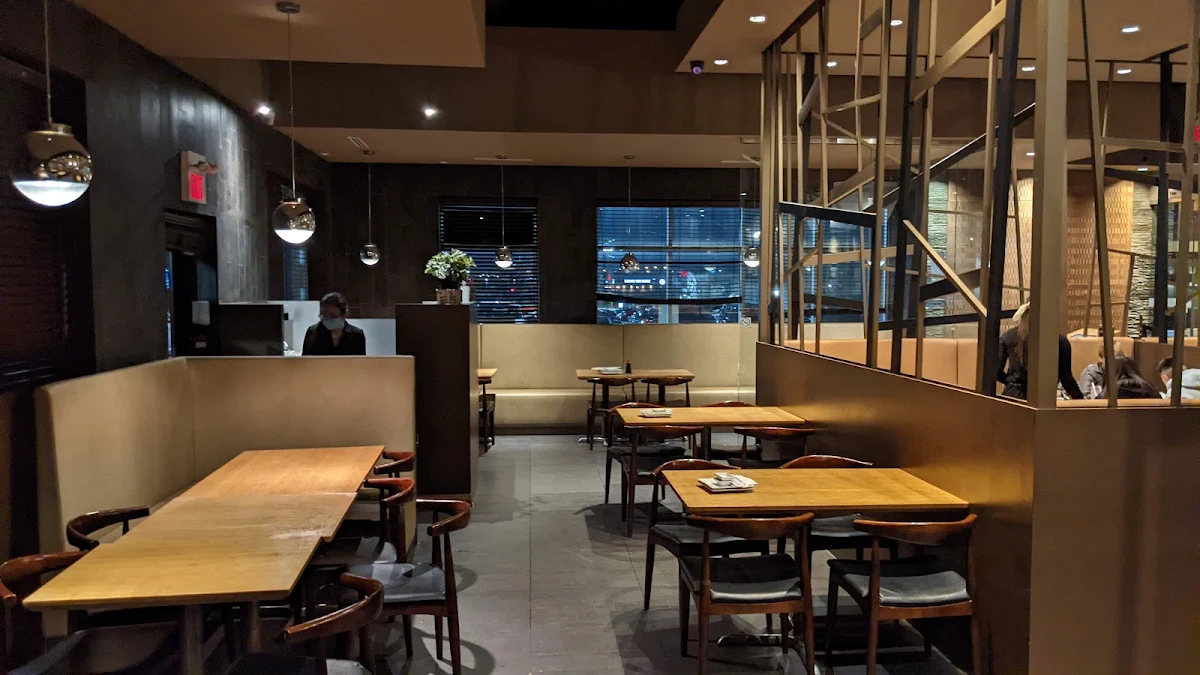 Vibe, Makimono Sushi Bar & Restaurant