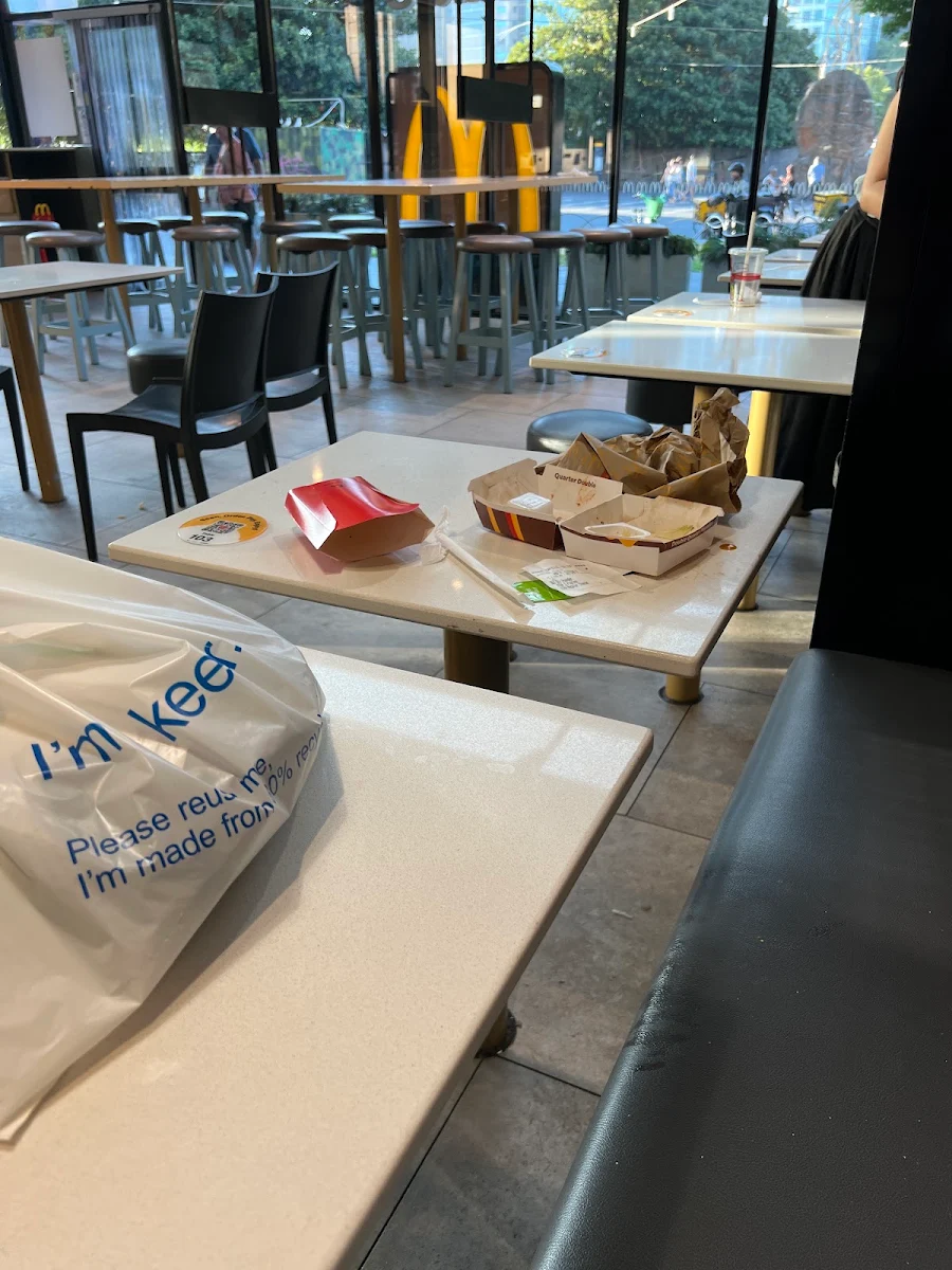 Food & drink, McDonald's Freshwater Place