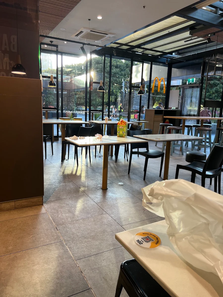 Vibe, McDonald's Freshwater Place