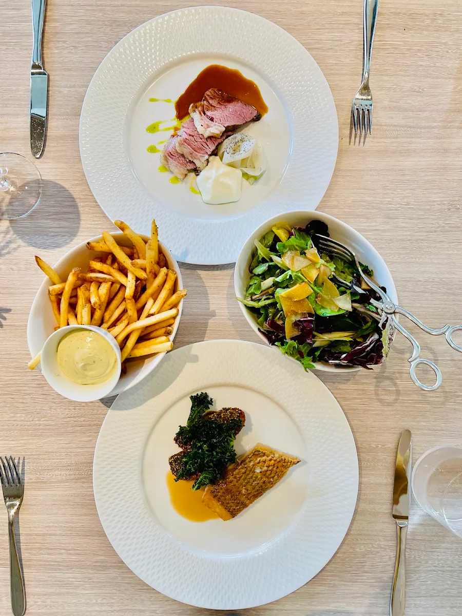 Food & drink, Aloria