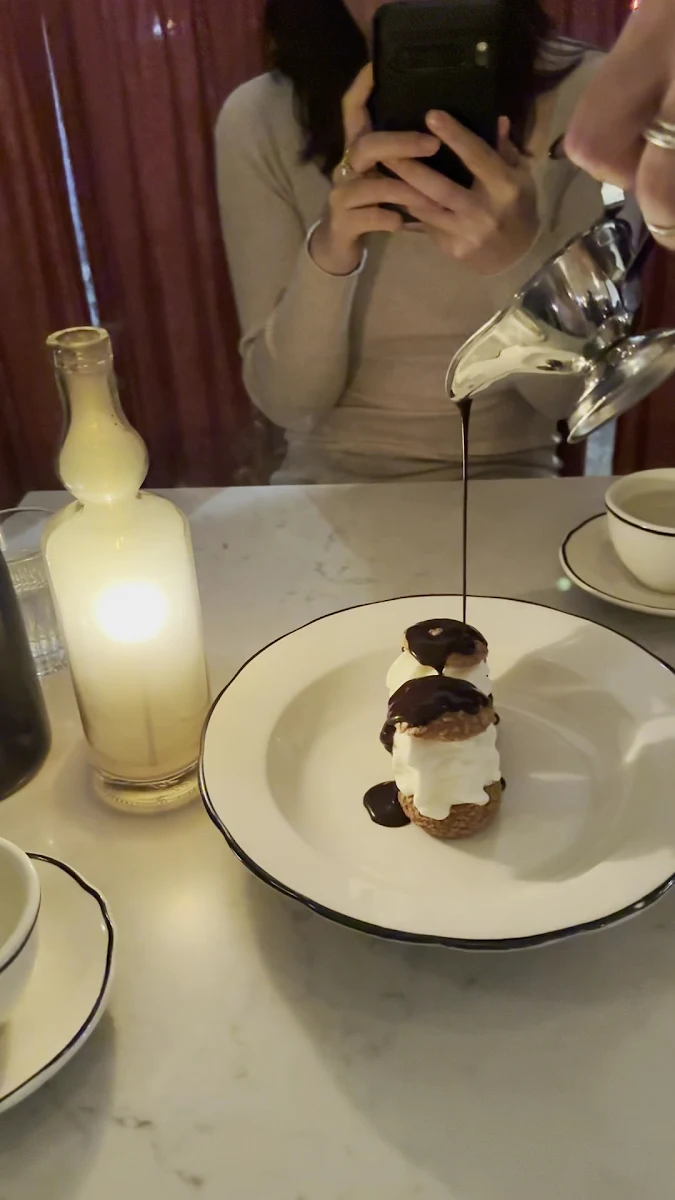 Food & drink, Chez Céline