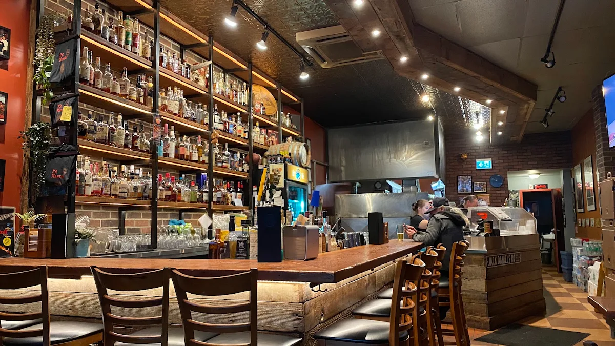 Vibe, Memphis Blues Barbeque House