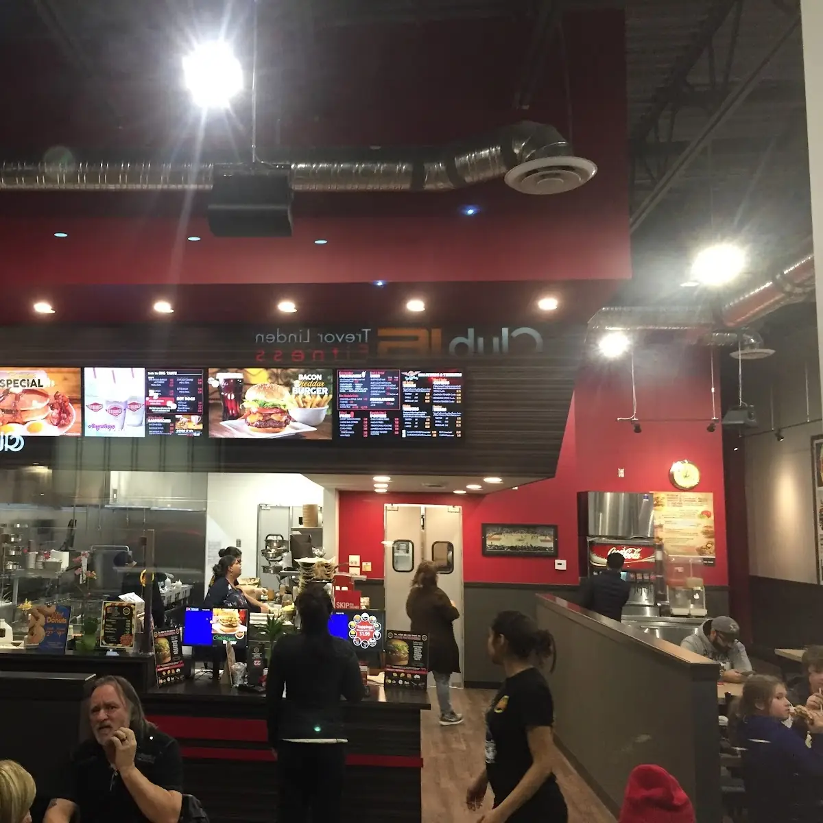 Vibe, Fatburger Grandview Central
