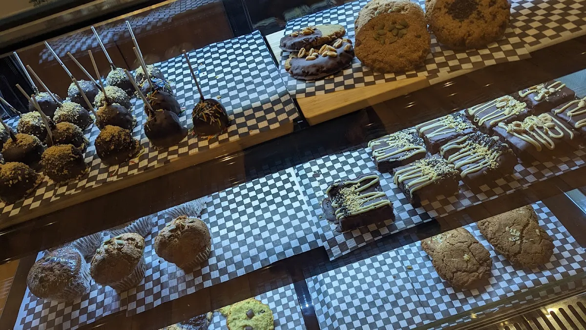 Vibe, Chef Veganessa Inc