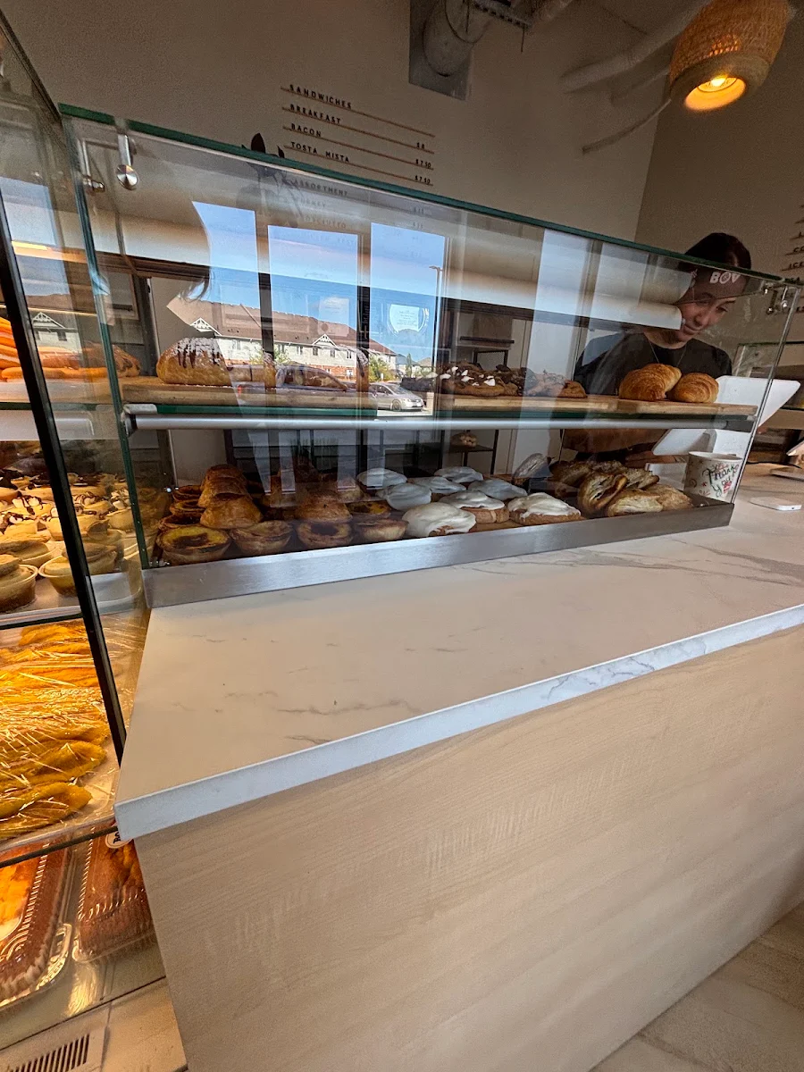 Vibe, Boa Bakery