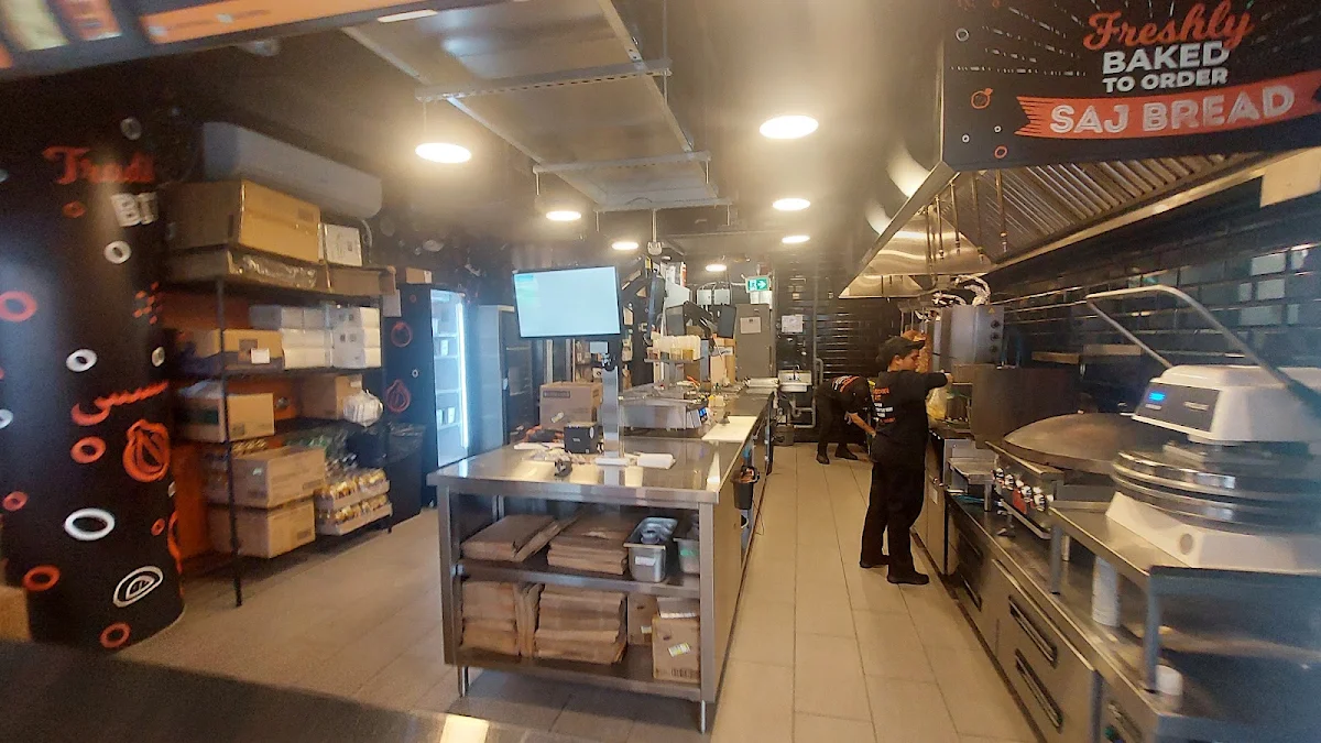 Vibe, Shelby's Legendary Shawarma