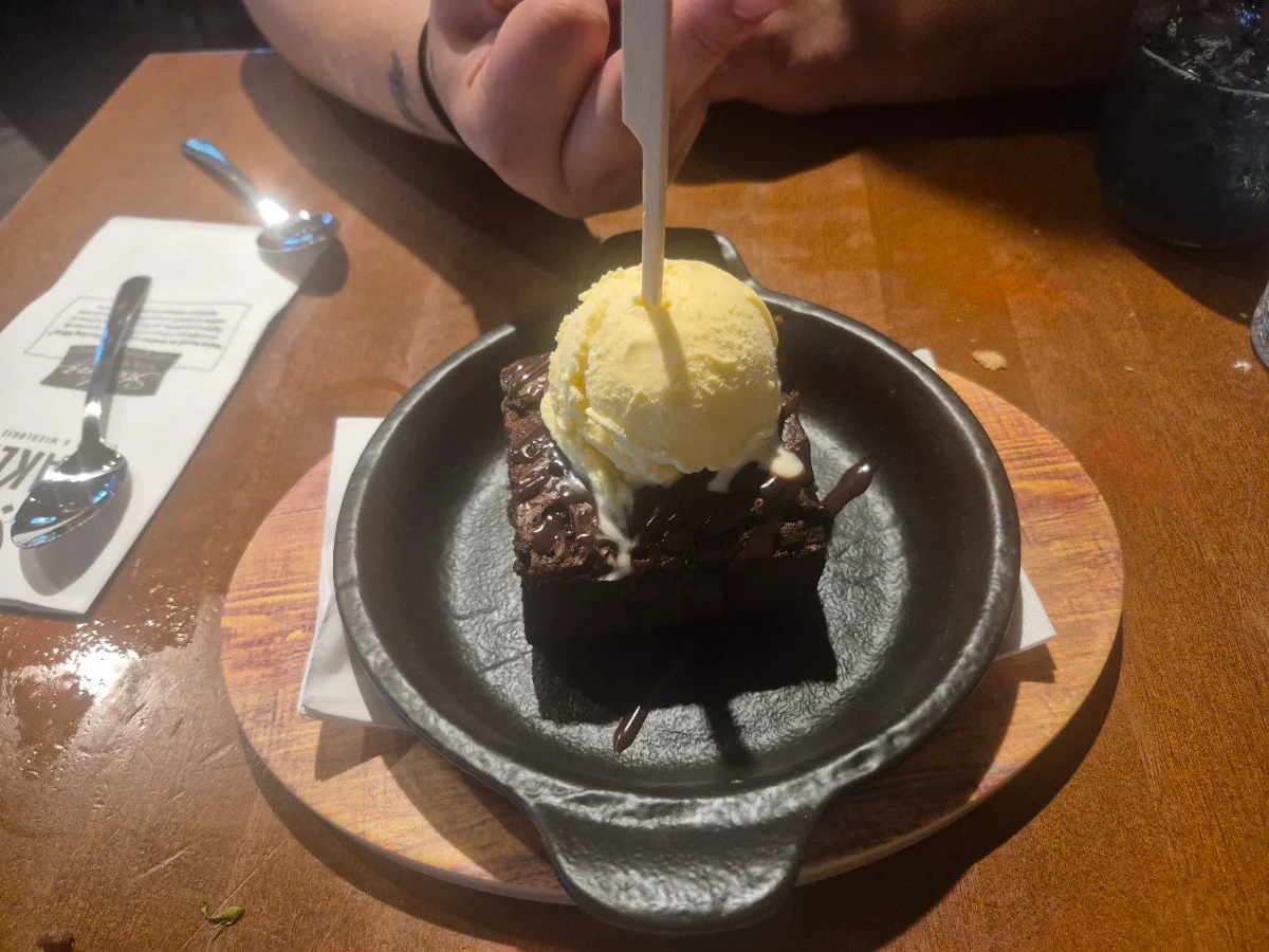 Food & drink, SHAKER Cuisine & Mixologie Vaudreuil-Dorion