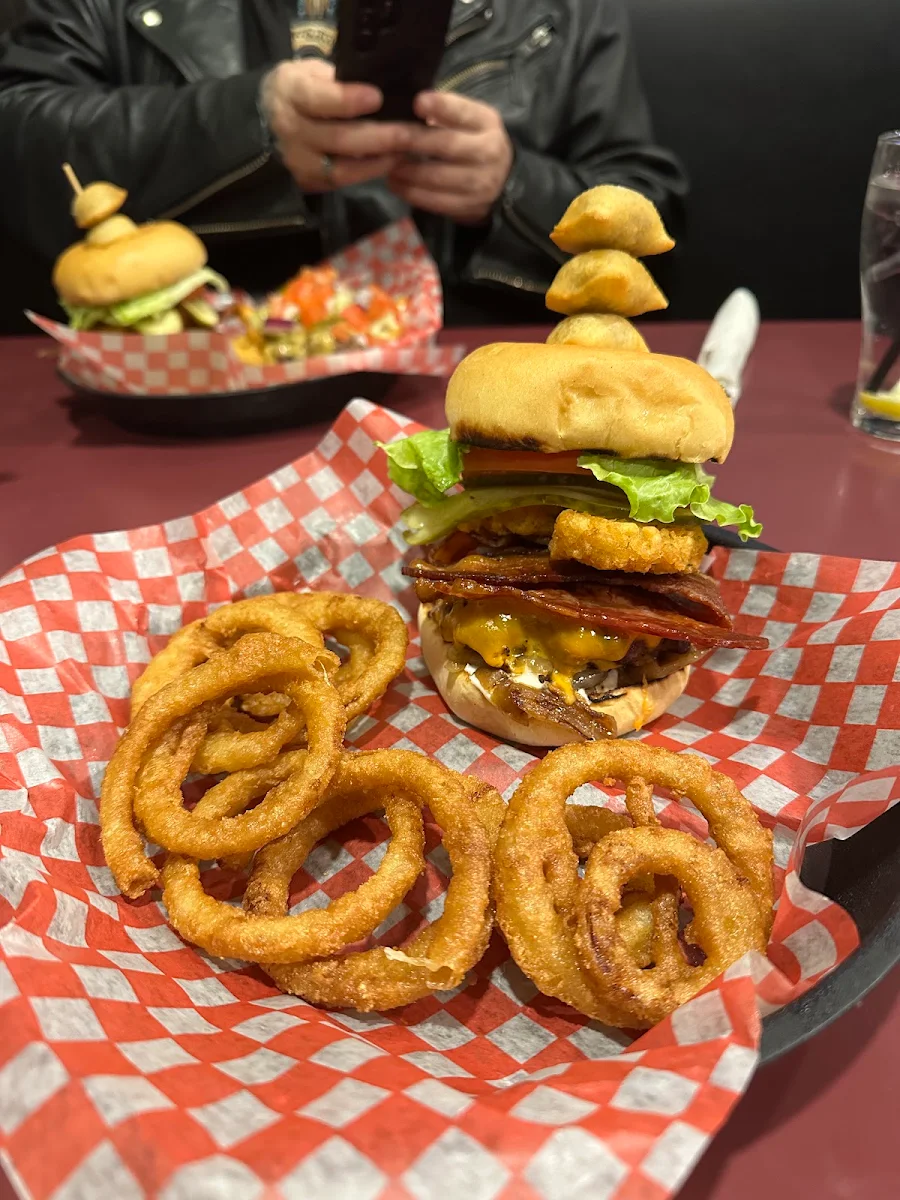 Food & drink, Finn’s Pub