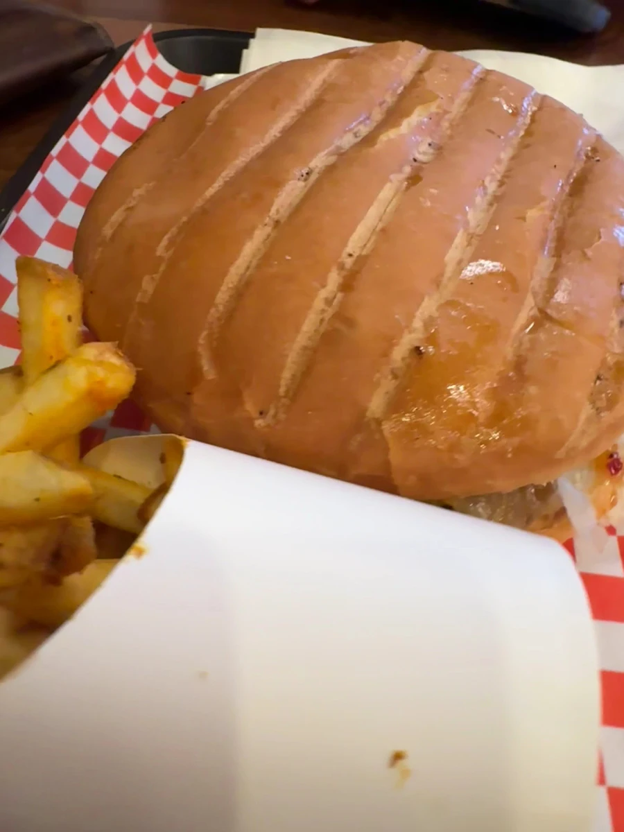 Food & drink, Firefly Burger Toronto