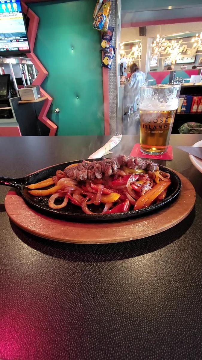 Food & drink, Melanie Pringles Restaurant