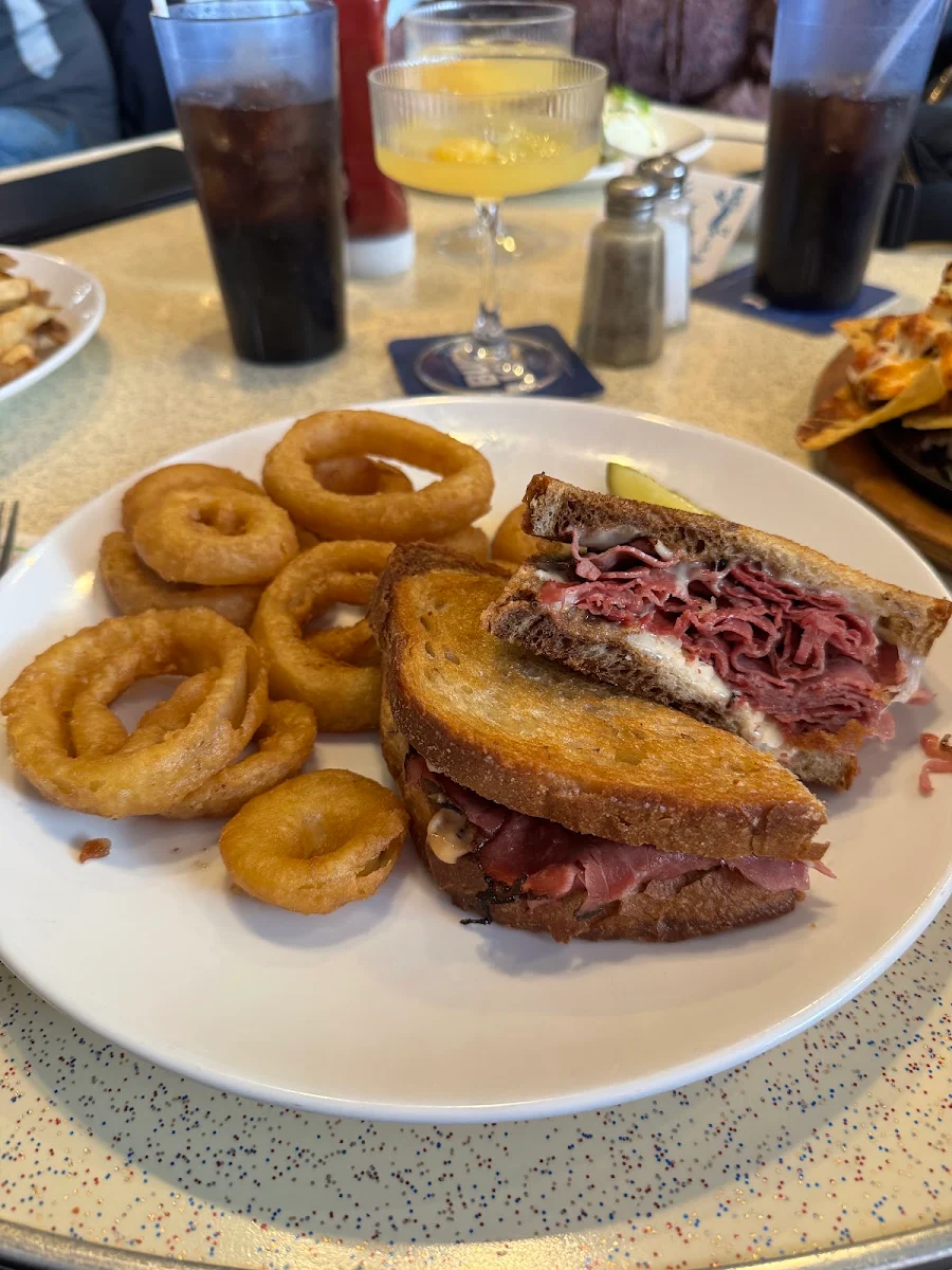 Food & drink, Melanie Pringles Restaurant