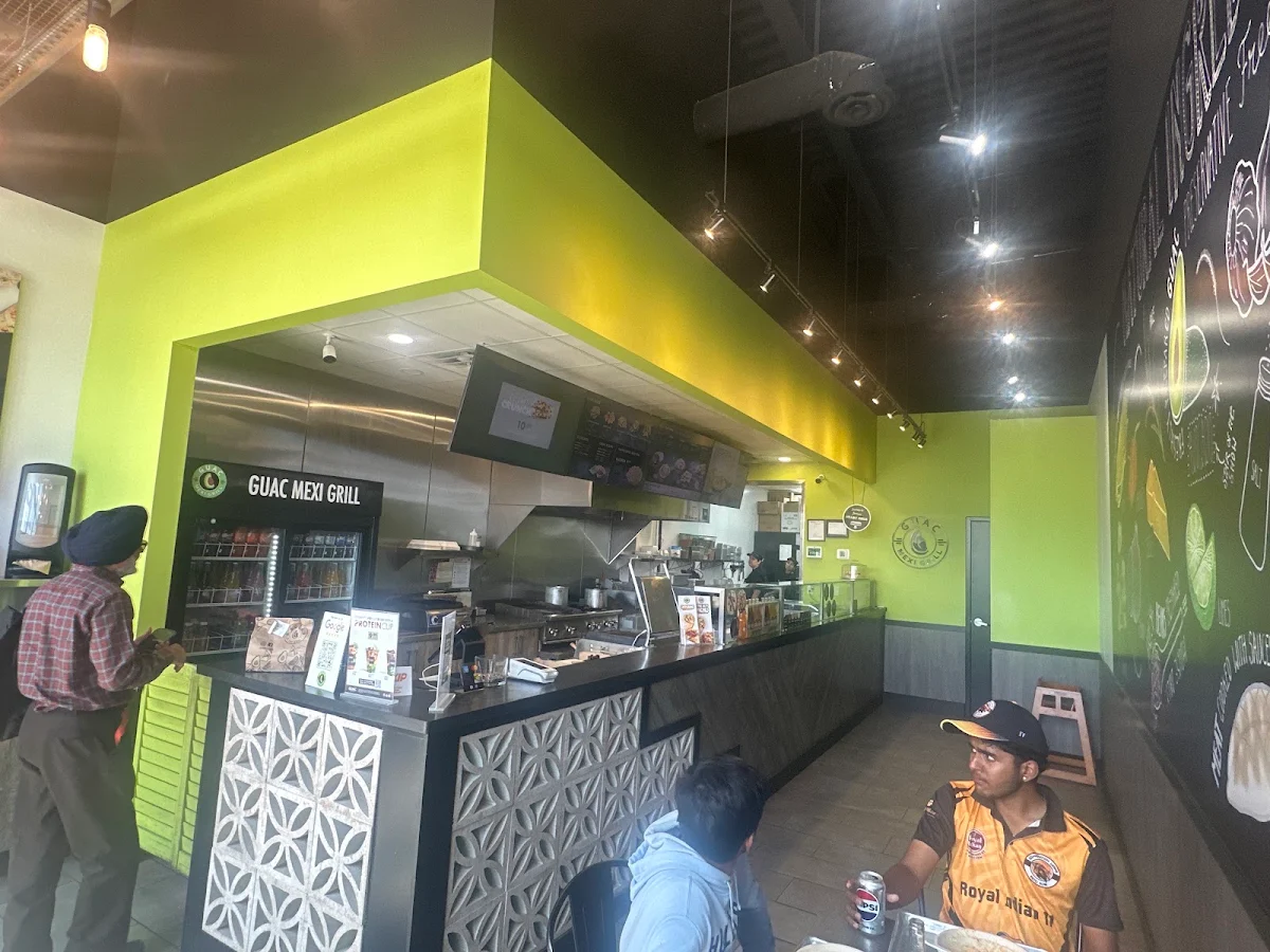 Vibe, Guac Mexi Grill