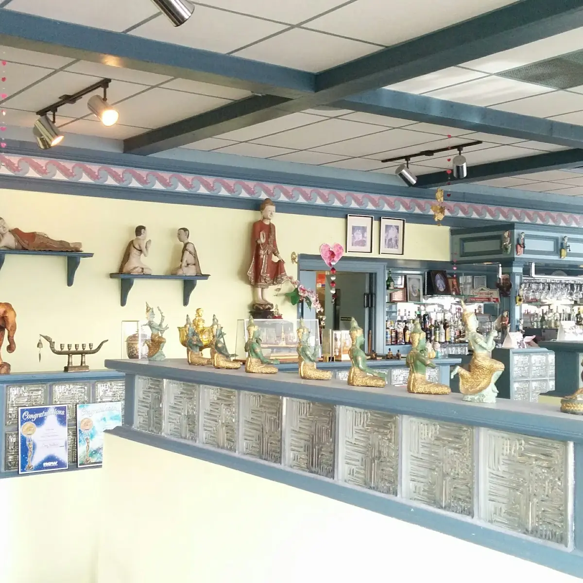 Vibe, Leela Thai Restaurant