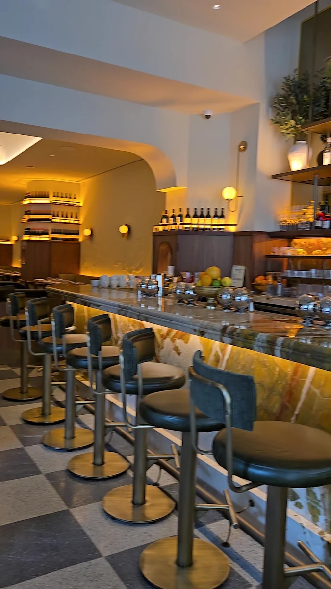 Vibe, Florin Trattoria