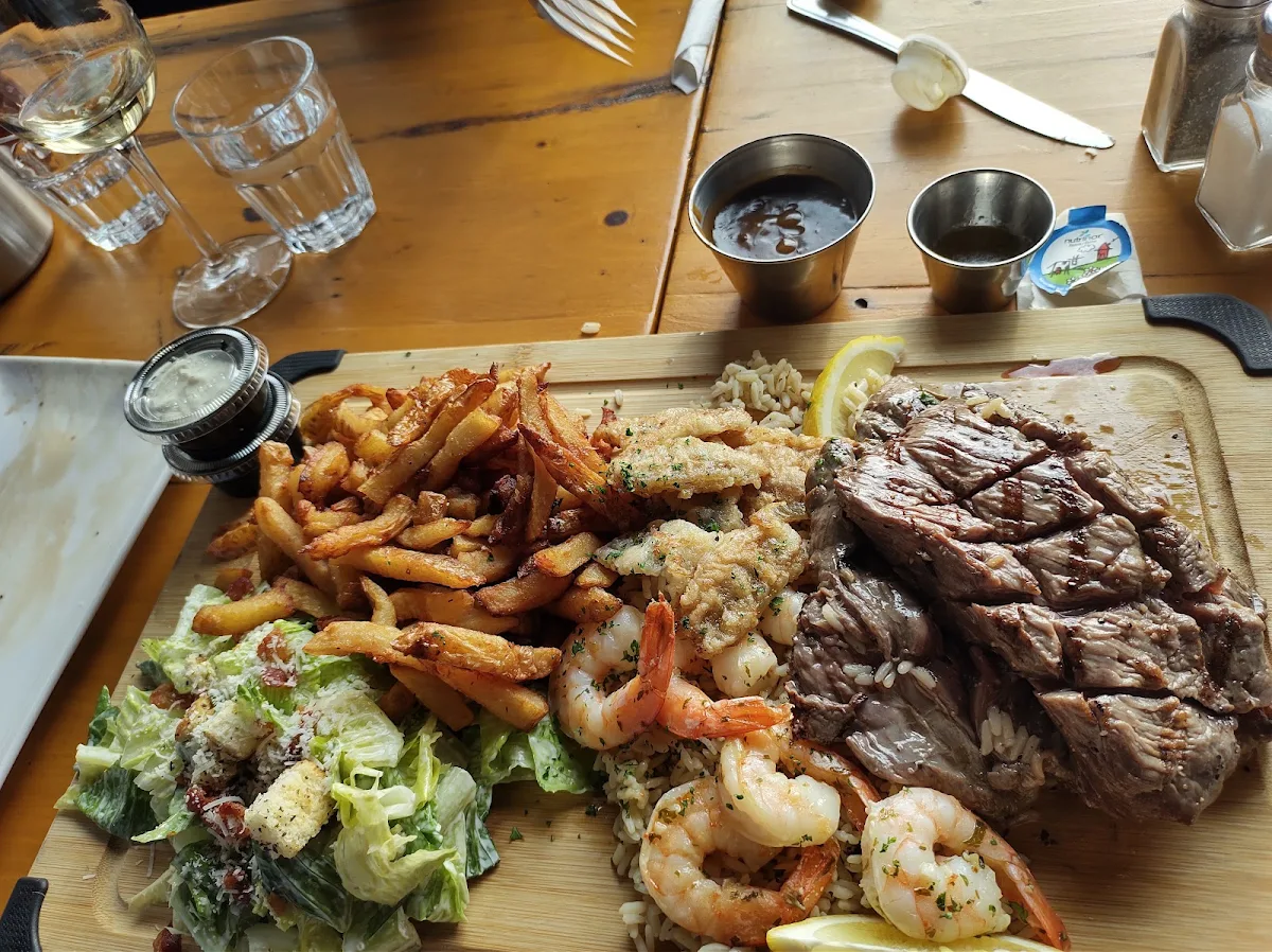 Food & drink, Le Distingo Resto-Pub