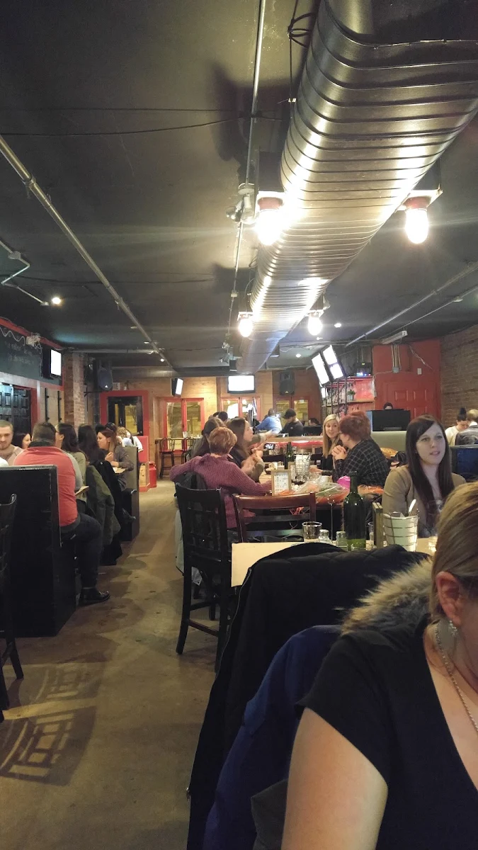 Vibe, Le Distingo Resto-Pub