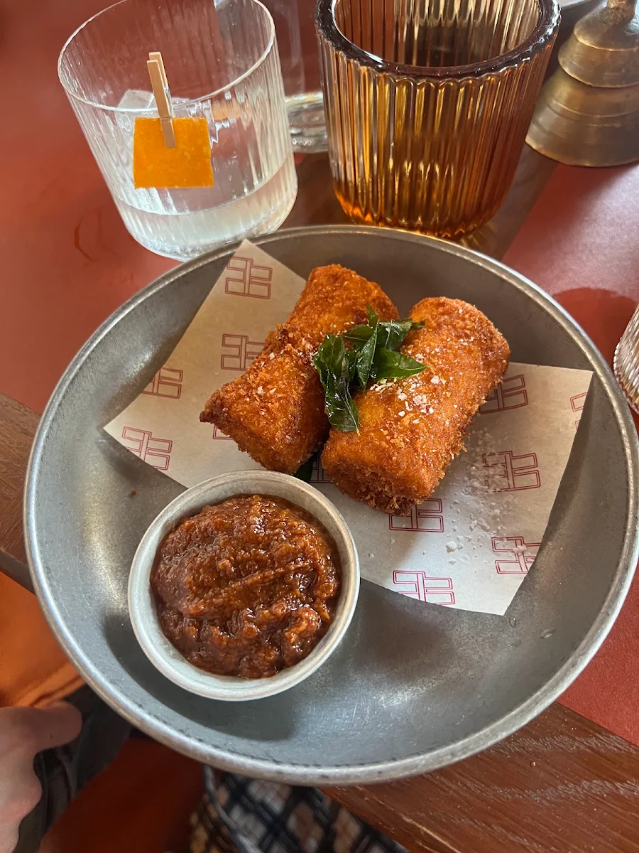 Food & drink, Hopper Joint